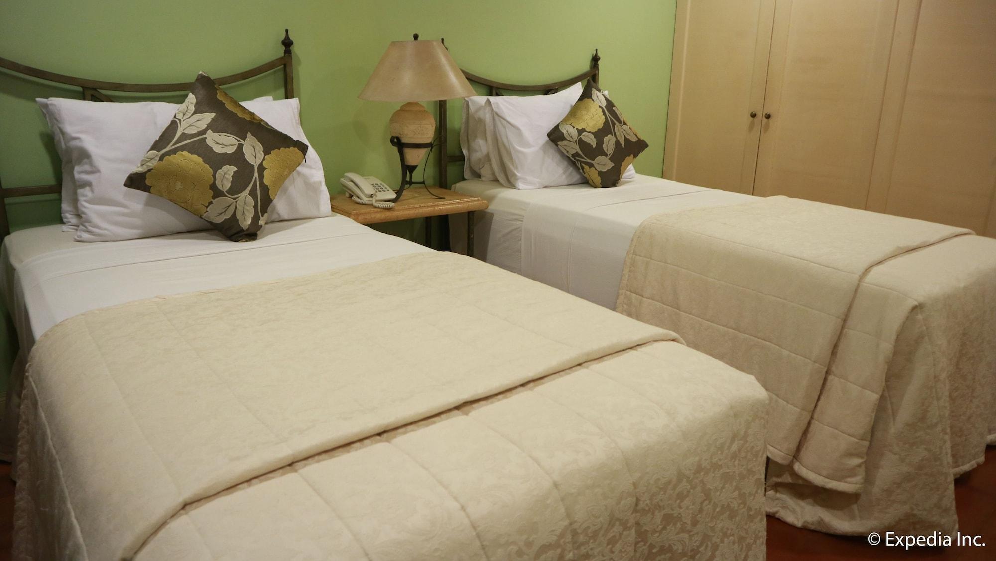 Sophia Suites Residence Hotel Cebu Bagian luar foto