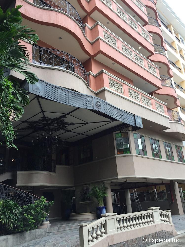 Sophia Suites Residence Hotel Cebu Bagian luar foto