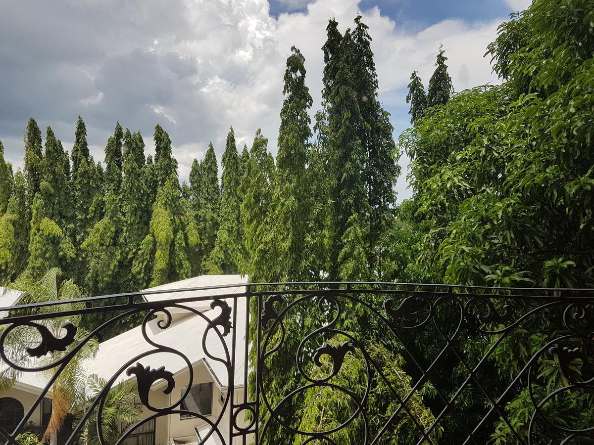 Sophia Suites Residence Hotel Cebu Bagian luar foto